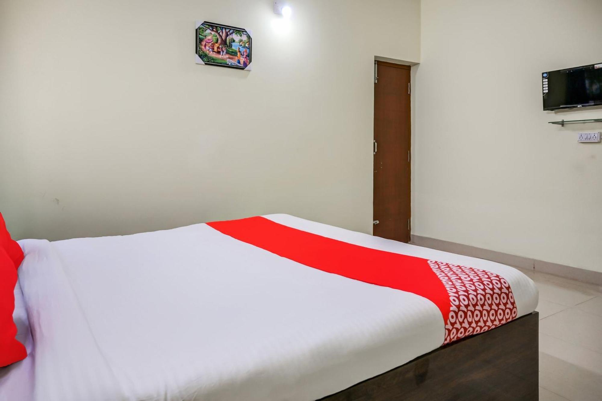 Hotel O Sarala Residency Bārang Exterior foto