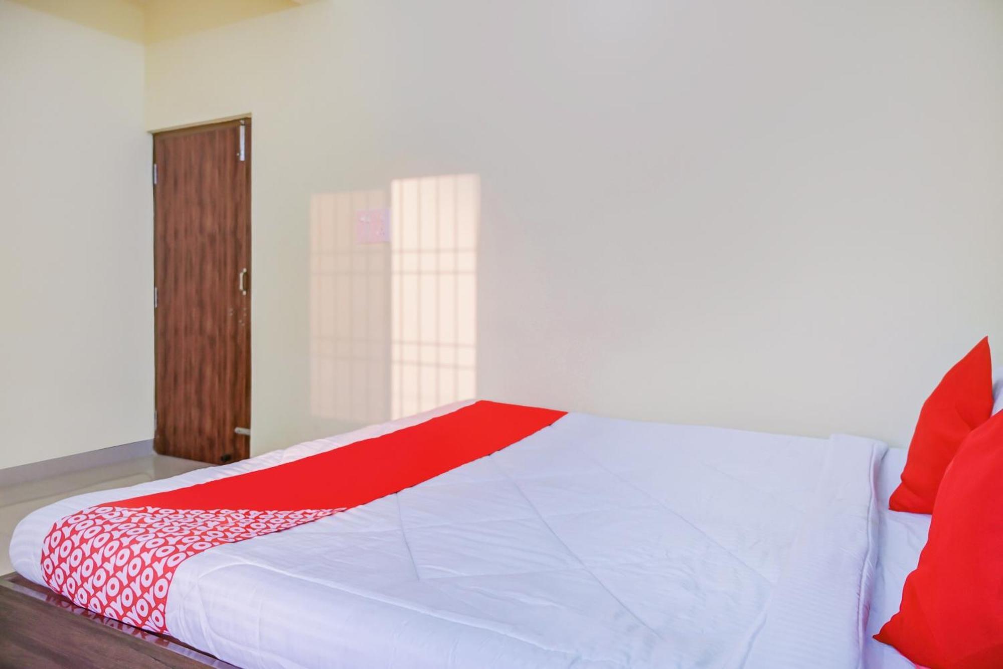 Hotel O Sarala Residency Bārang Exterior foto
