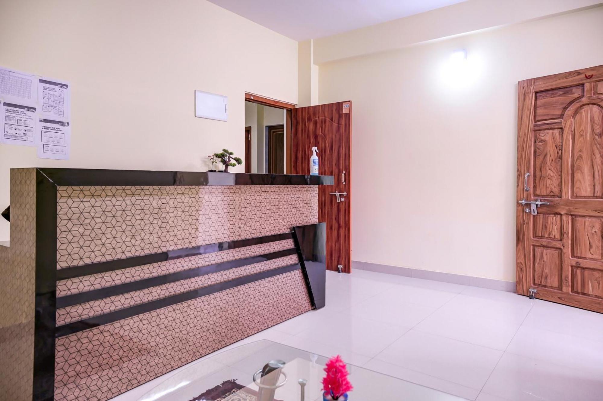 Hotel O Sarala Residency Bārang Exterior foto
